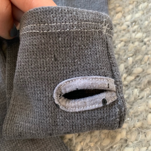 Girls Thermal shirt with thumb holes - Picture 2 of 2